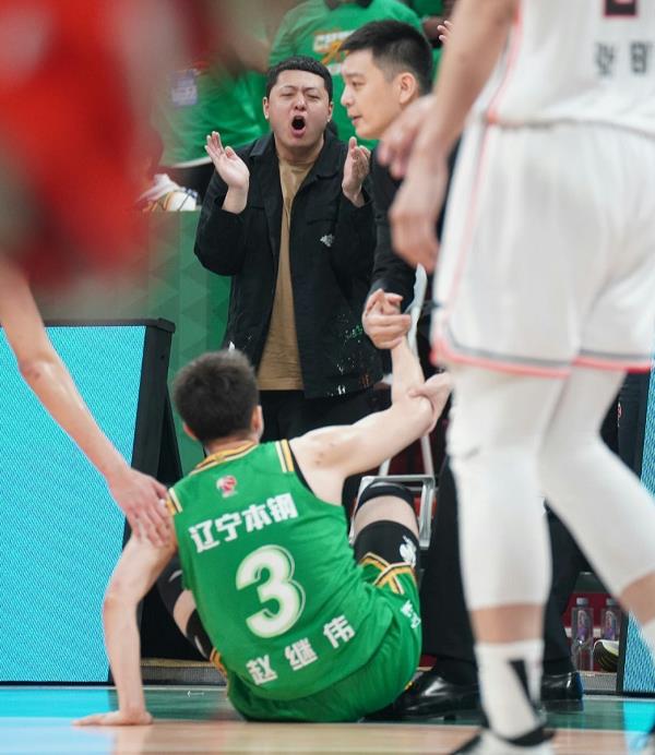 中国男篮为何三分球越来越差？