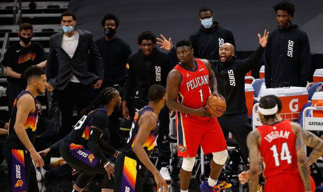 包含NBA球员罢赛抗议，社会正义运动持续的词条