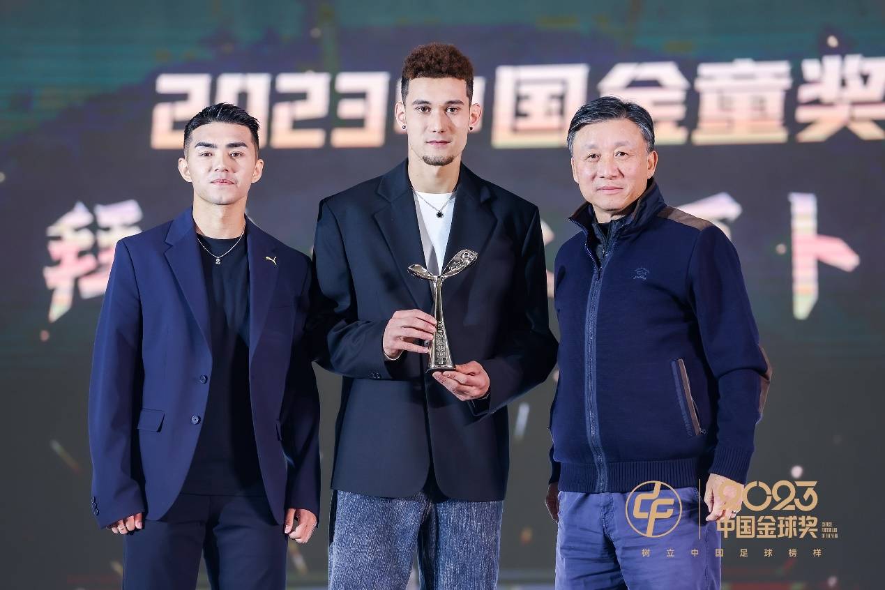 华体会网页登录-中国足球电竞联赛火爆，FIFA职业选手月入10万+